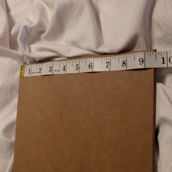 WALL ART.   MY KIDS HAVE PAWS....RED GLITTER PAW PRINT. - Picture 3 of 5